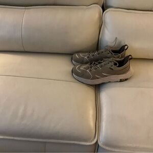 Men's Tan Athletic Shoes